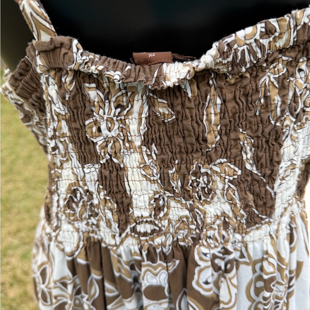Brown and White Floral Dress - Picture 5 of 7